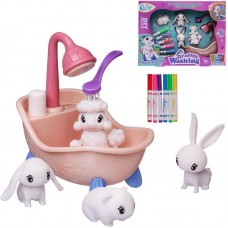 Набор для творчества Junfa Фигурки для раскраски. Любимые животные в ванне с душем (4 фигурки для раскраски, 6 фломастеров, щетка, раскраска)