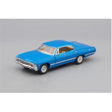 Машинка Kinsmart CHEVROLET Impala (1967), blue