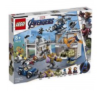 Конструктор LEGO SUPER HEROES Битва на базе Мстителей