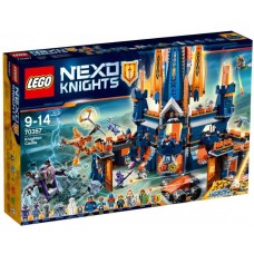 Конструктор LEGO NEXO Knights "Королевский замок Найтон"